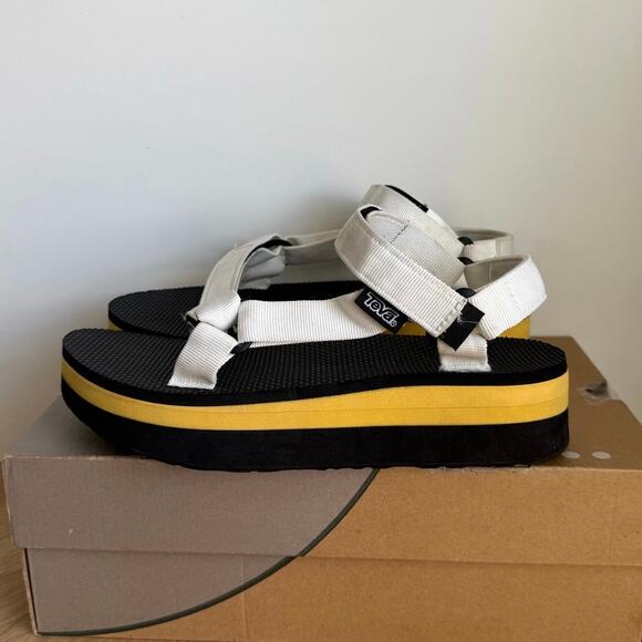 Teva Platform Black/Yellow Women Strap Sandals - SZ 10 - Picture 3 of 10
